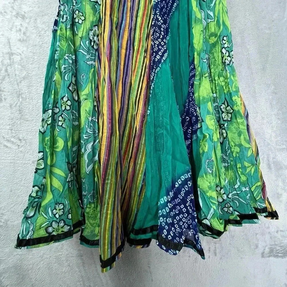 SOFT‎ SURROUNDINGS Bohemian Embellished Multi Print Art To Wear Sz S Full Gypsy - Picture 10 of 16